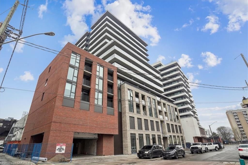 Front of Unit 1022, 1 Jarvis Street