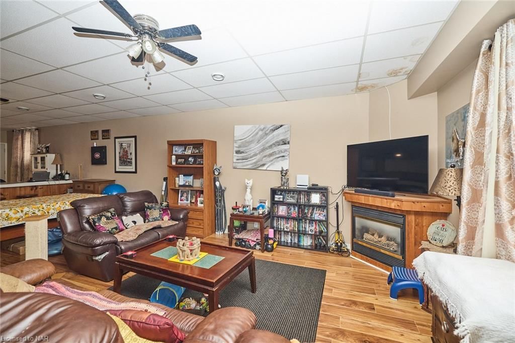 Photo 2 of 639 King Street, Welland, Lincoln/Crowland — HOMEH