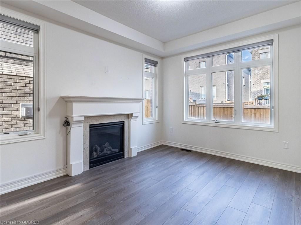 Photo 10 of 97 Great Falls Boulevard, Hamilton, Waterdown West — HOMEH