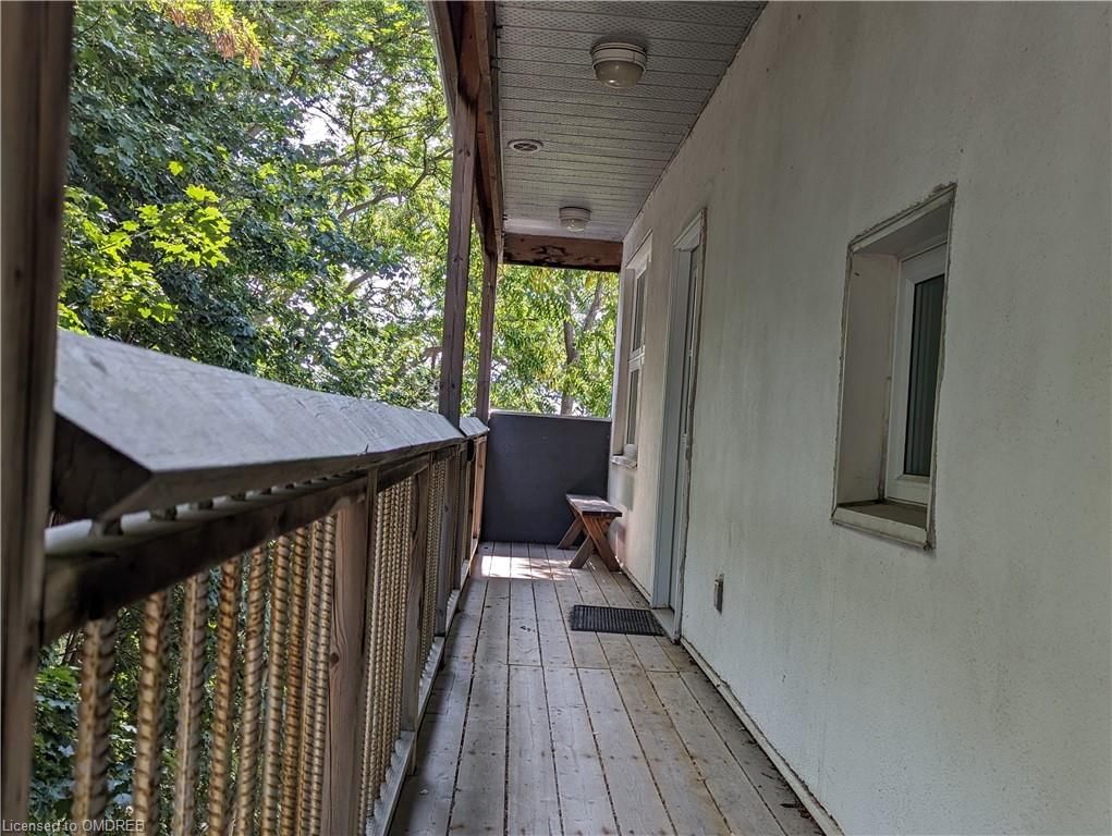 Photo 3 of 68 Roseview Avenue, Cambridge, City Core/Wellington — HOMEH