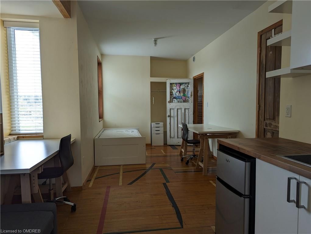 Photo 5 of 68 Roseview Avenue, Cambridge, City Core/Wellington — HOMEH