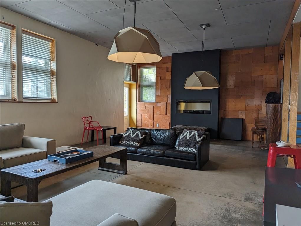 Photo 7 of 68 Roseview Avenue, Cambridge, City Core/Wellington — HOMEH