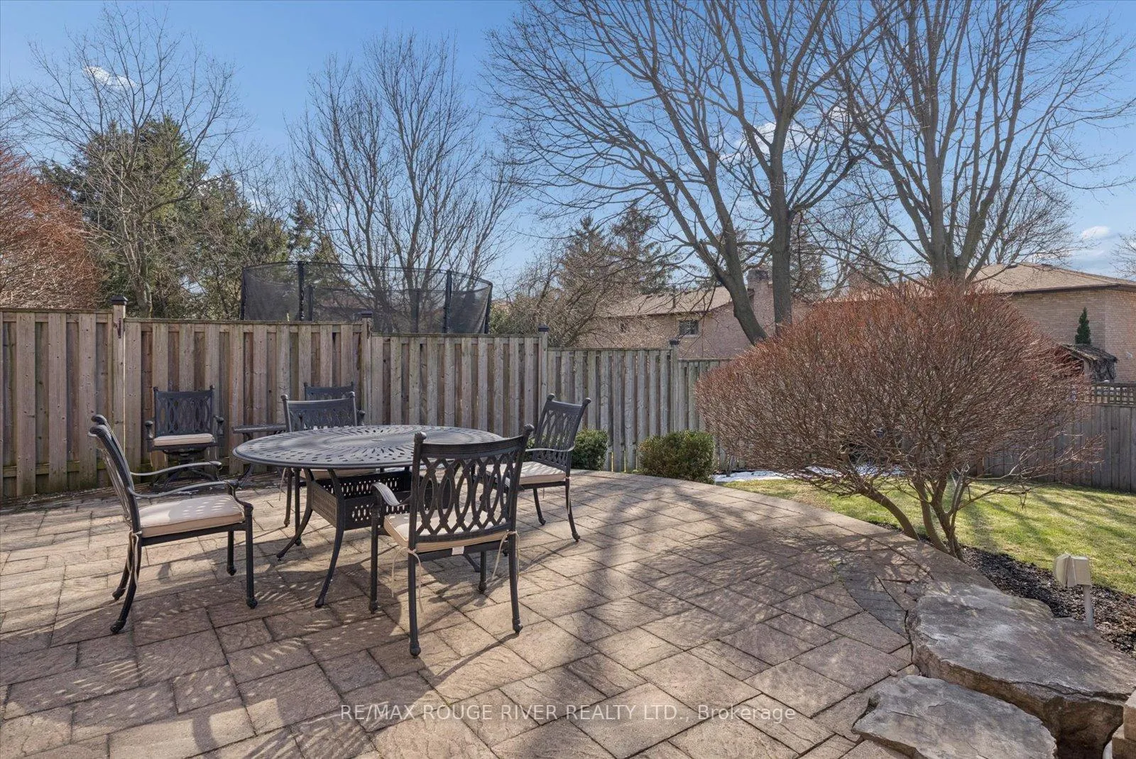 Photo 38 of 2 Worfolk Place, Whitby, Pringle Creek — HOMEH
