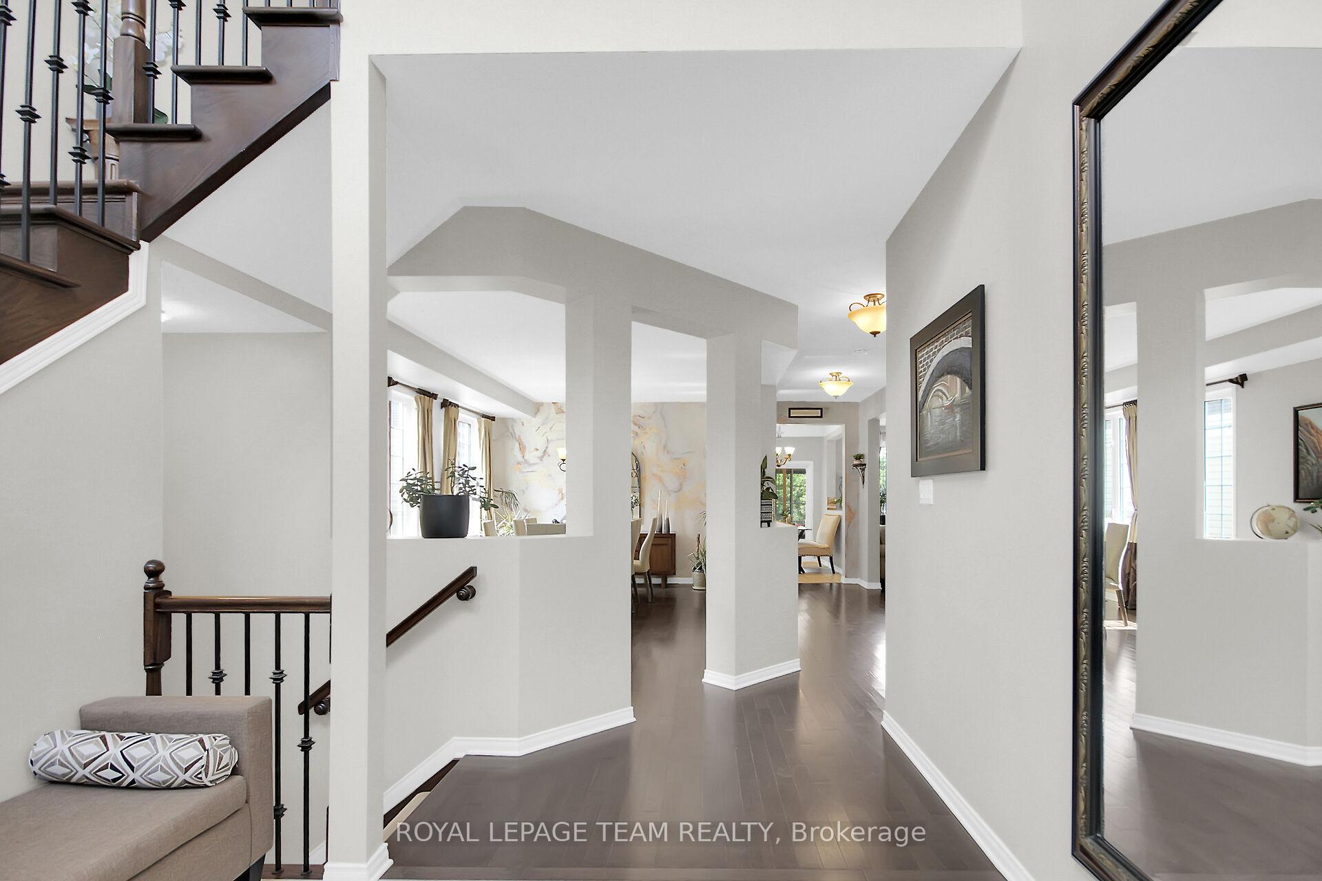 Photo 6 of 936 Rossburn Crescent, Ottawa, Barrhaven - Stonebridge — HOMEH
