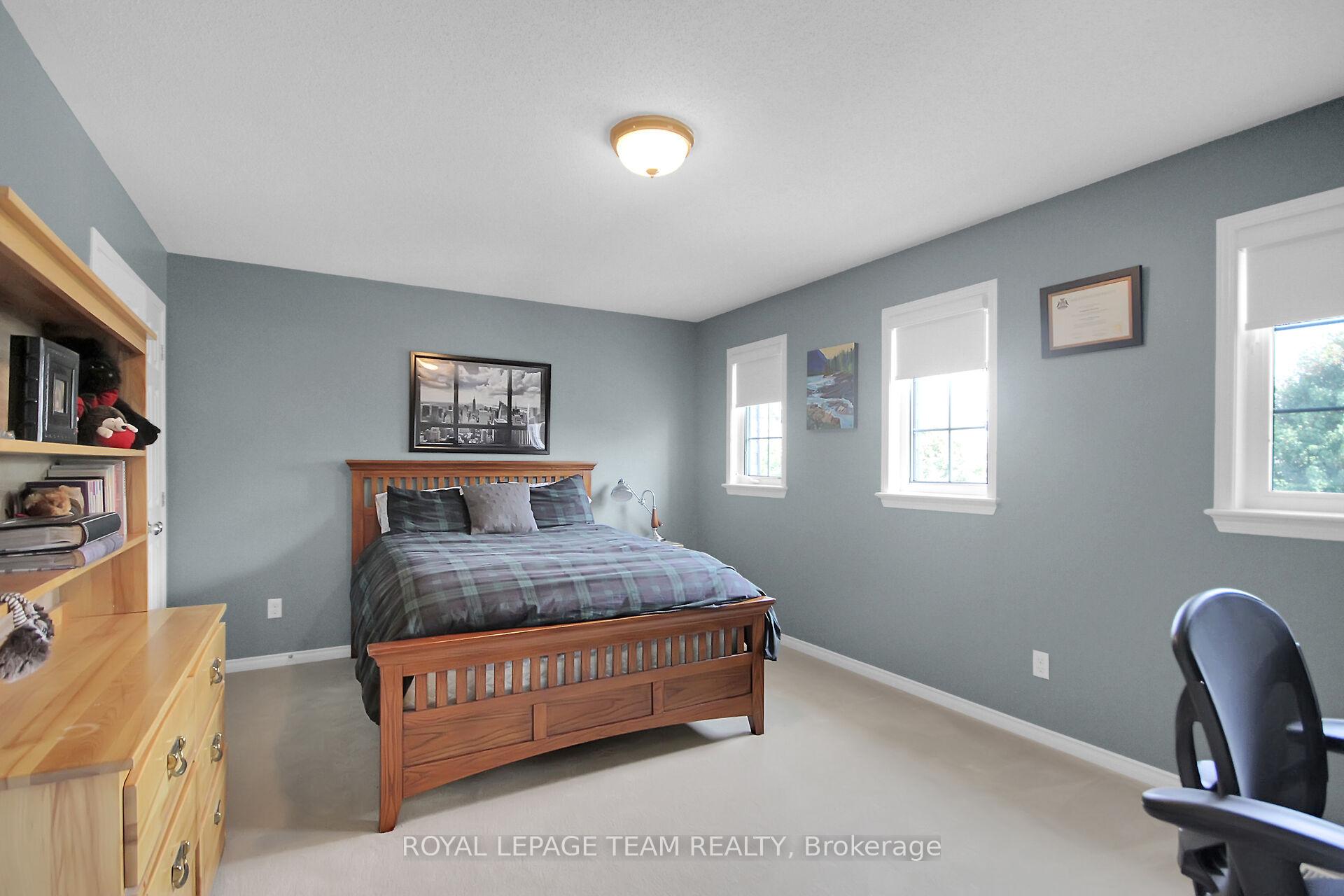 Photo 33 of 936 Rossburn Crescent, Ottawa, Barrhaven - Stonebridge — HOMEH