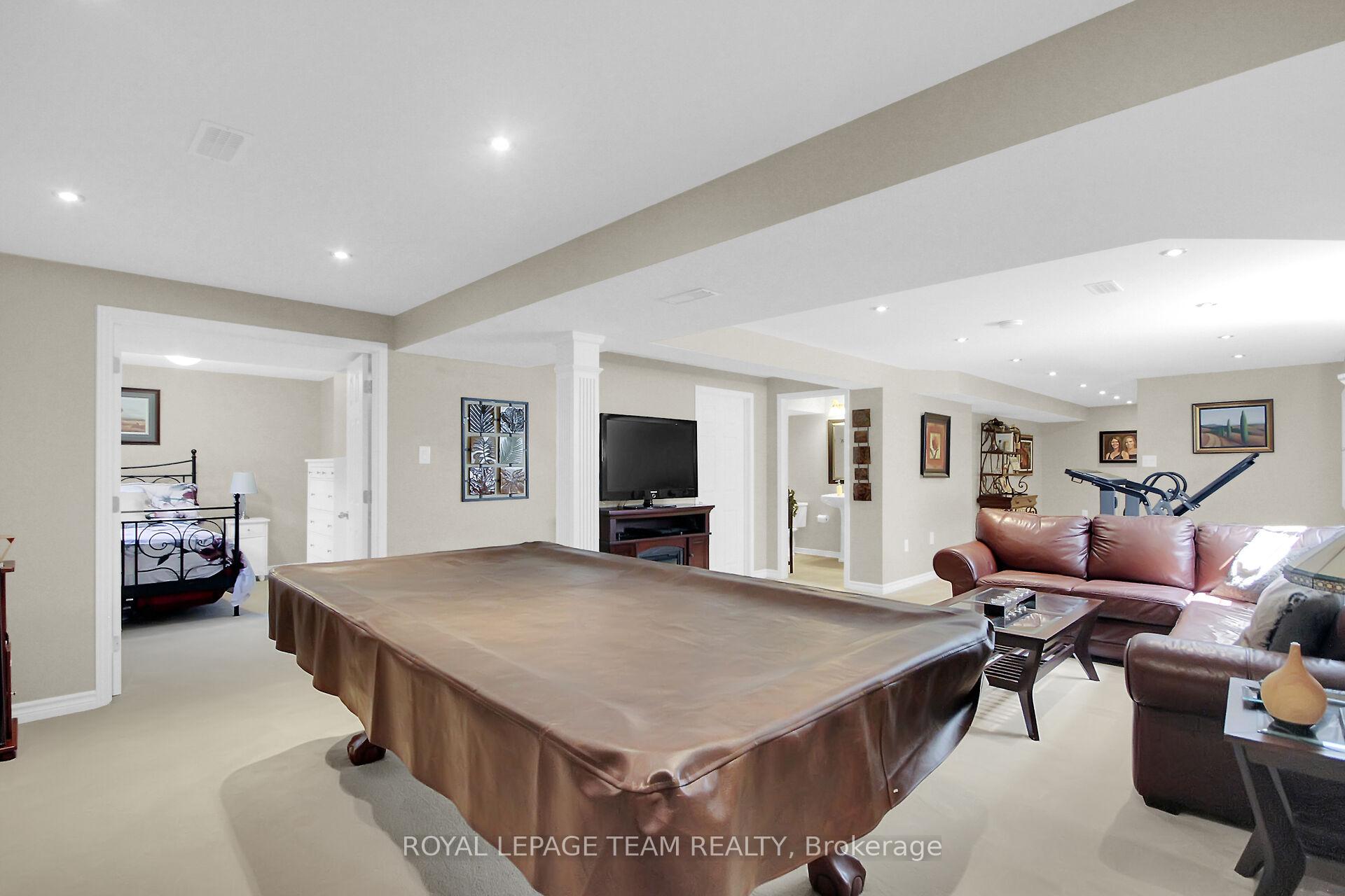 Photo 41 of 936 Rossburn Crescent, Ottawa, Barrhaven - Stonebridge — HOMEH