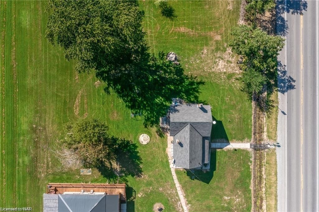 Photo 3 of 797 Forks Road, Welland, Broadway — HOMEH