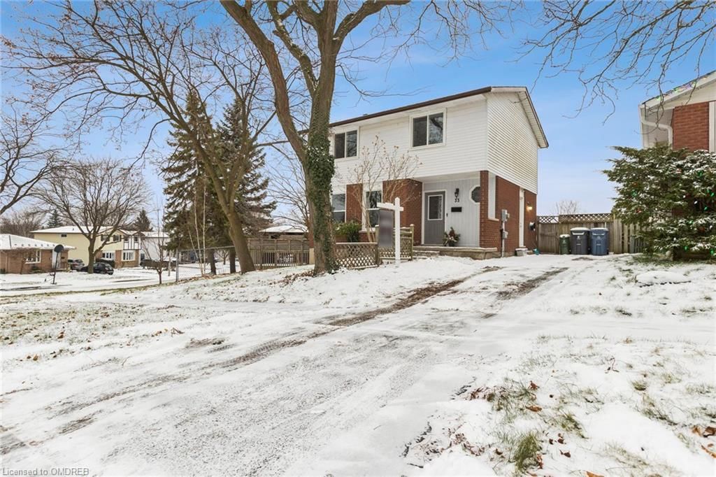 Photo 2 of 33 Upton Cres Crescent, Guelph, Grange Road — HOMEH