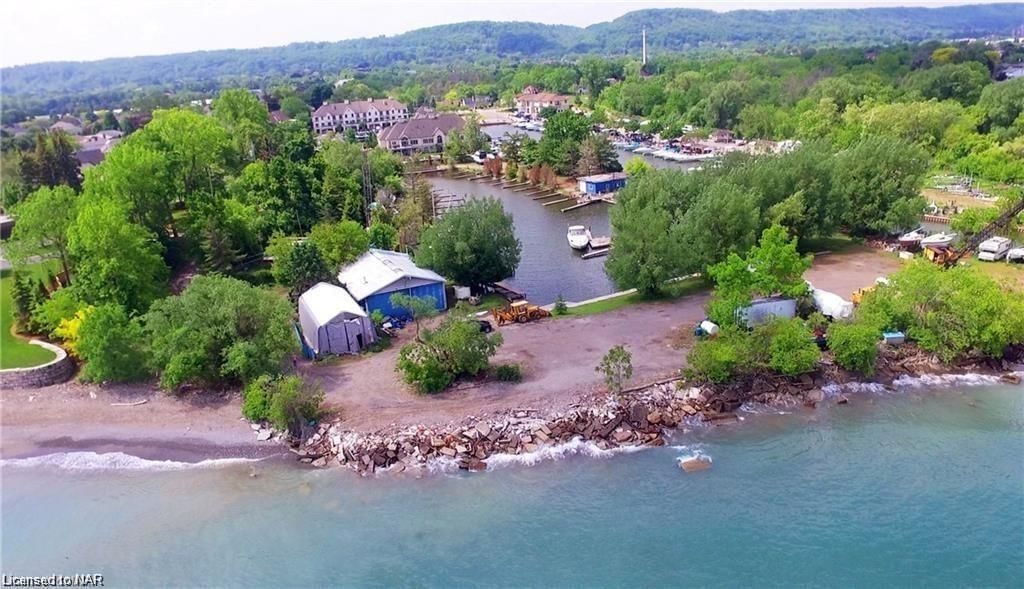 Photo 4 of 471 Maple Avenue, Grimsby, Grimsby Beach (540) — HOMEH