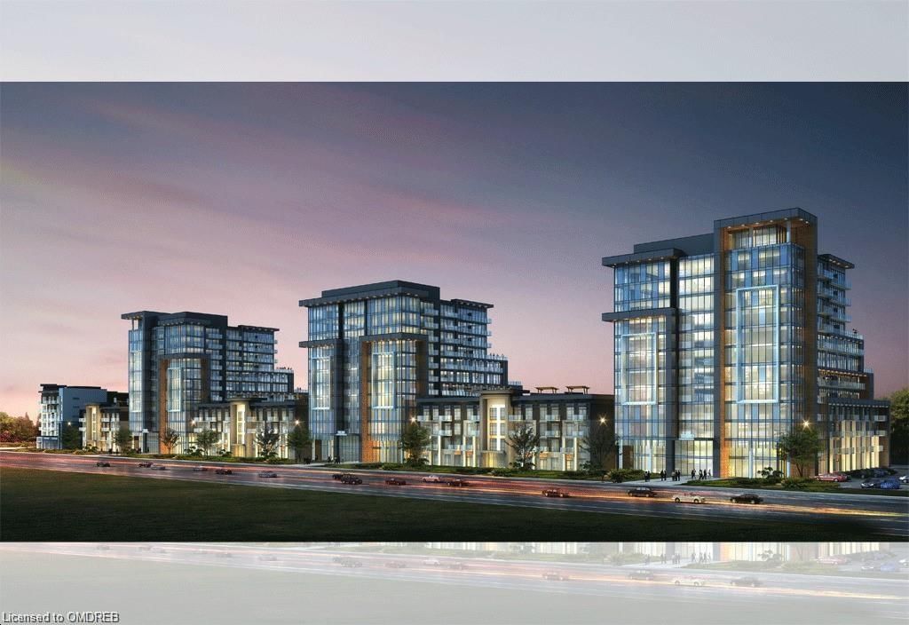 Front of Unit 429, 450 Dundas Street E