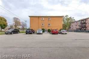 Photo 8 of 131 Third Street, Welland, Lincoln/Crowland — HOMEH