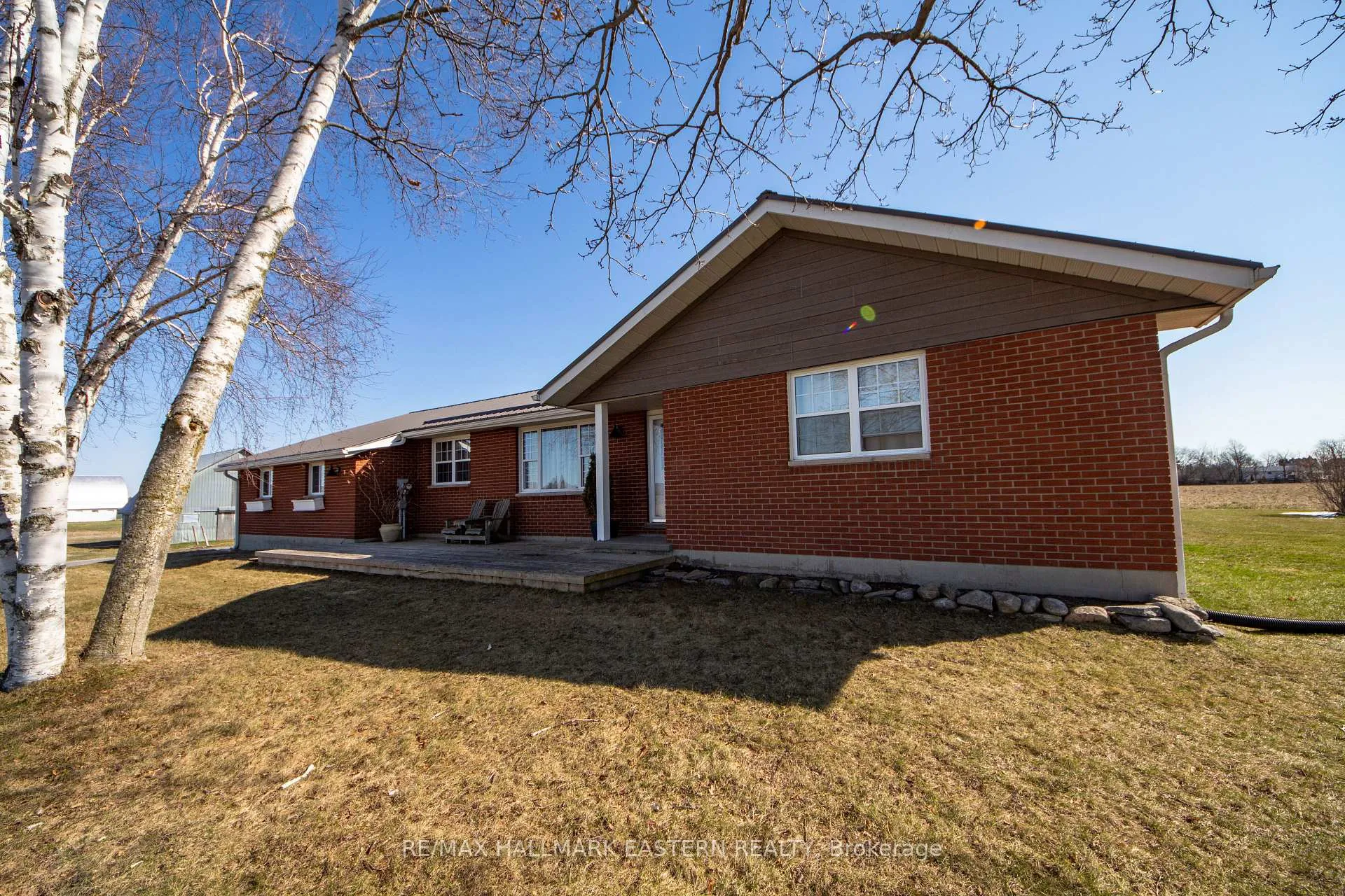 Photo 2 of 523 Mcmaster Road, Quinte West, Murray Ward — HOMEH
