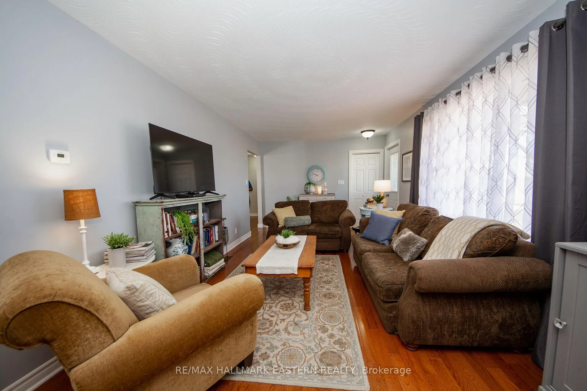 Photo 3 of 523 Mcmaster Road, Quinte West, Murray Ward — HOMEH