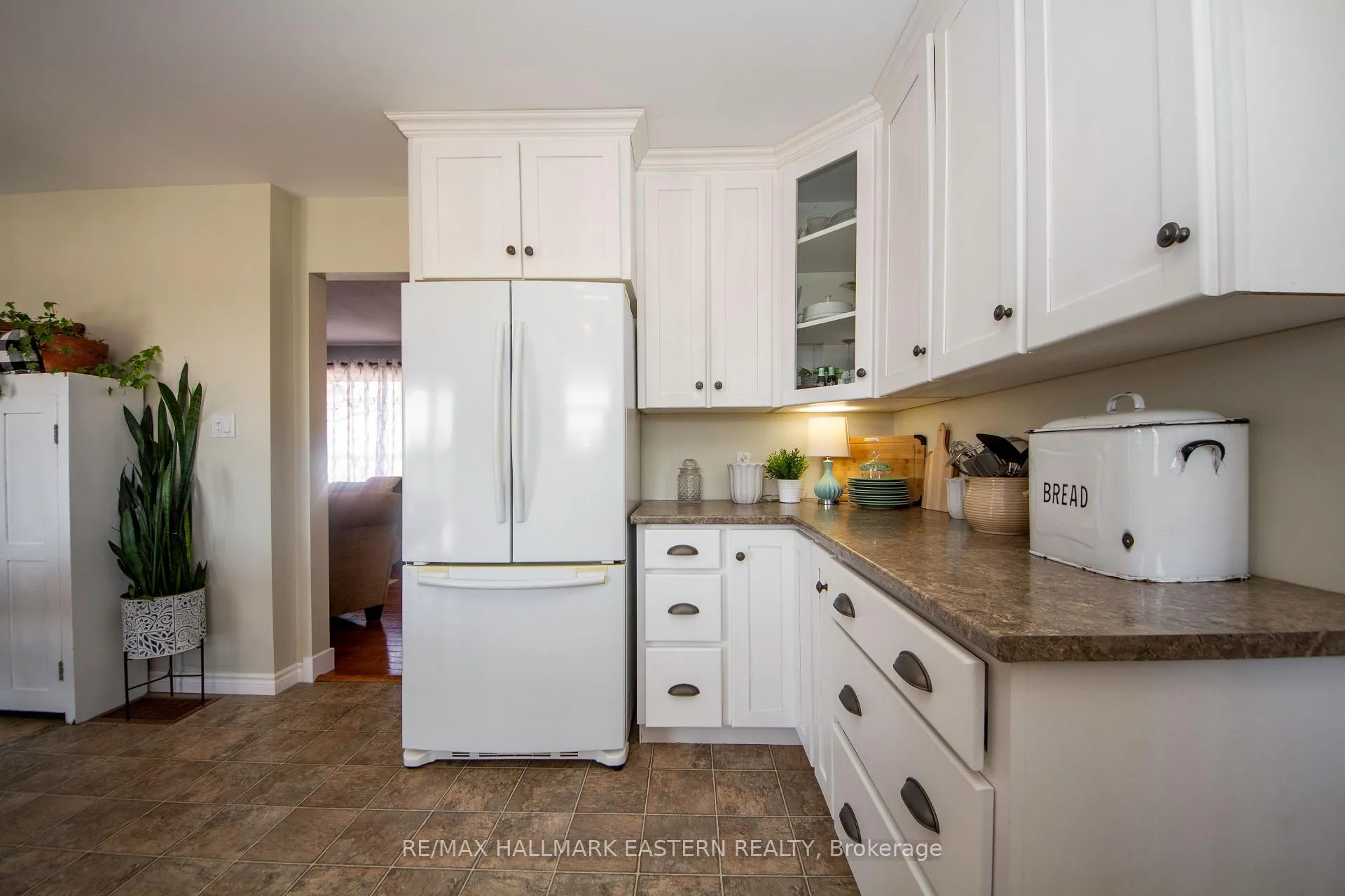 Photo 6 of 523 Mcmaster Road, Quinte West, Murray Ward — HOMEH
