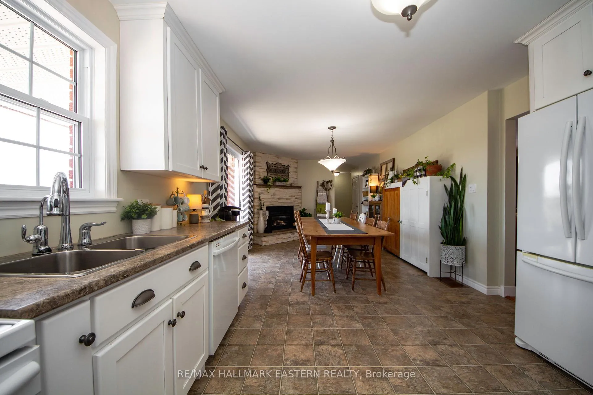 Photo 8 of 523 Mcmaster Road, Quinte West, Murray Ward — HOMEH