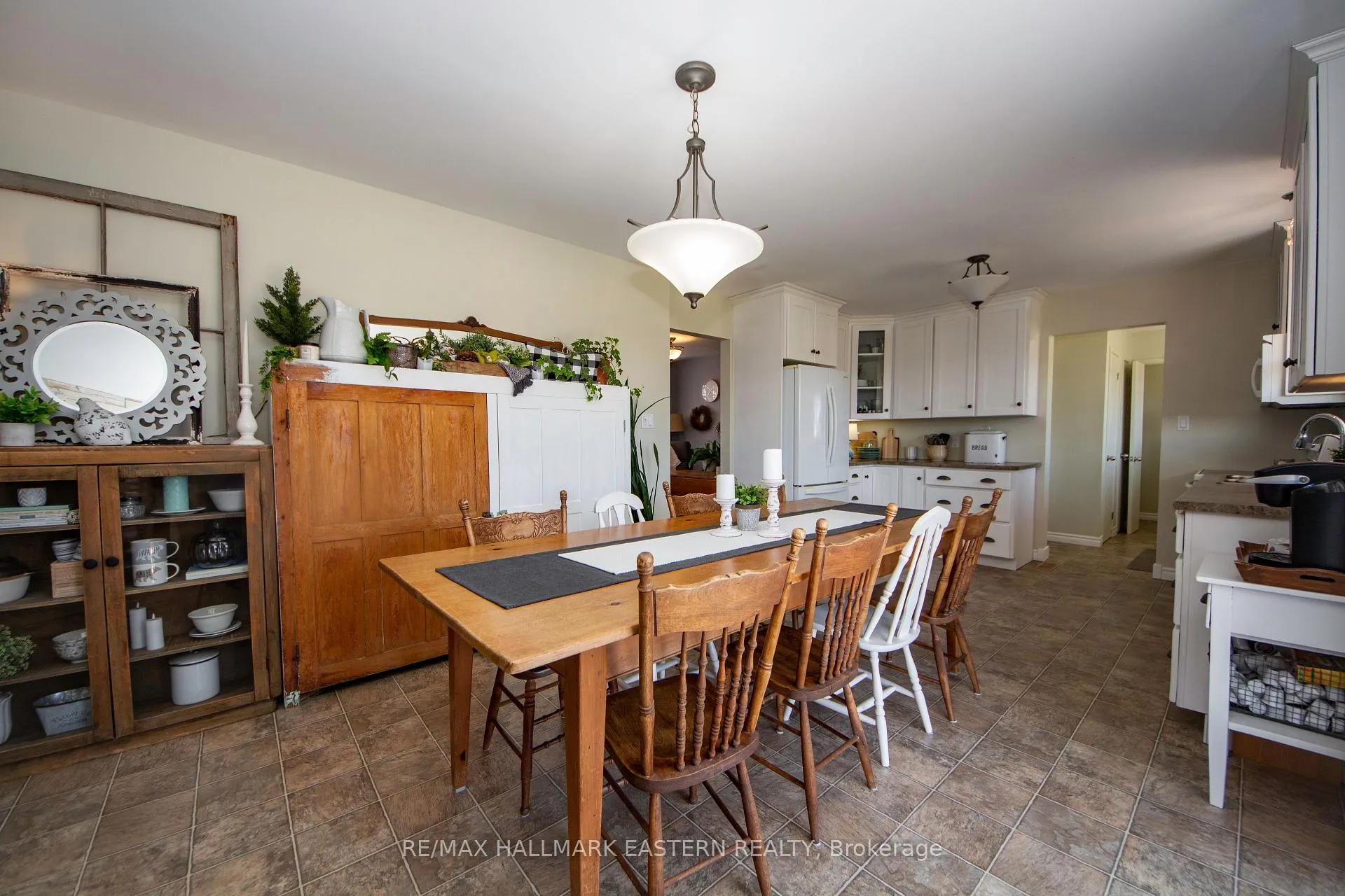 Photo 9 of 523 Mcmaster Road, Quinte West, Murray Ward — HOMEH