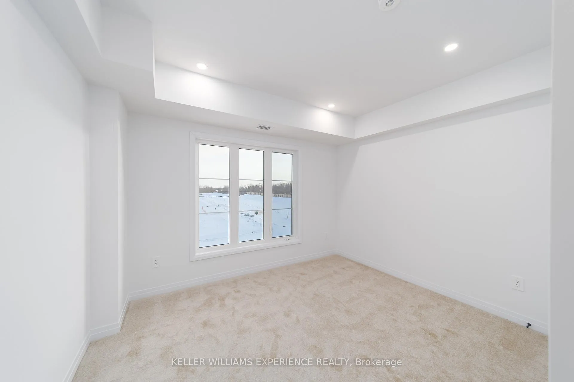 Photo 9 of Unit 408, 15 Kneeshaw Drive, Barrie, Rural Barrie Southeast — HOMEH
