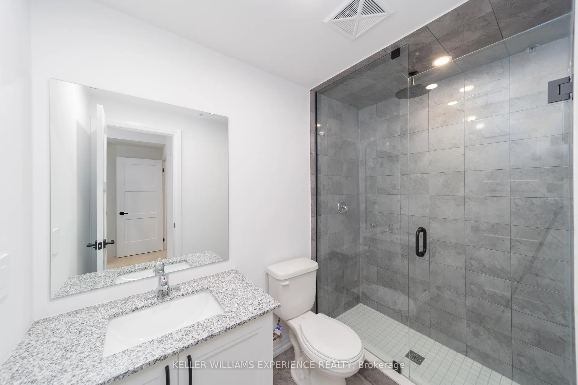 Photo 17 of Unit 408, 15 Kneeshaw Drive, Barrie, Rural Barrie Southeast — HOMEH