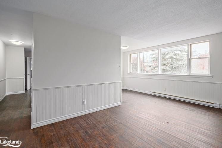 Photo 2 of Unit 301, 176 Eighth Street, Collingwood — HOMEH