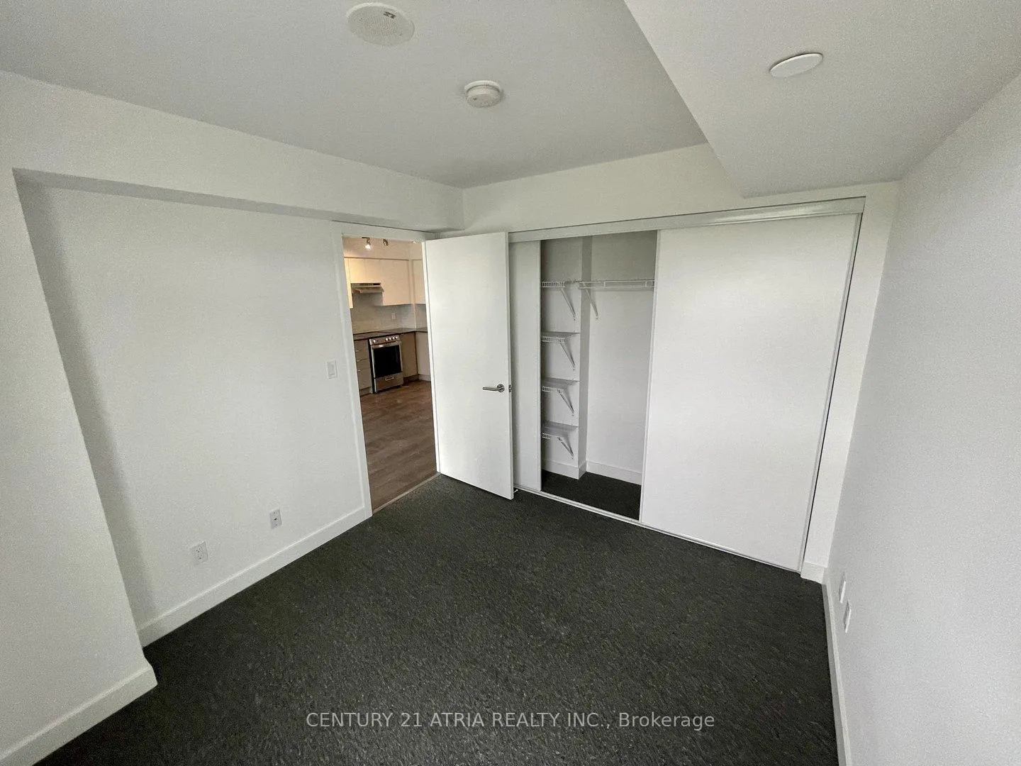 Photo 3 of Unit 1102, 120 Varna Drive W, Toronto, Englemount-Lawrence — HOMEH