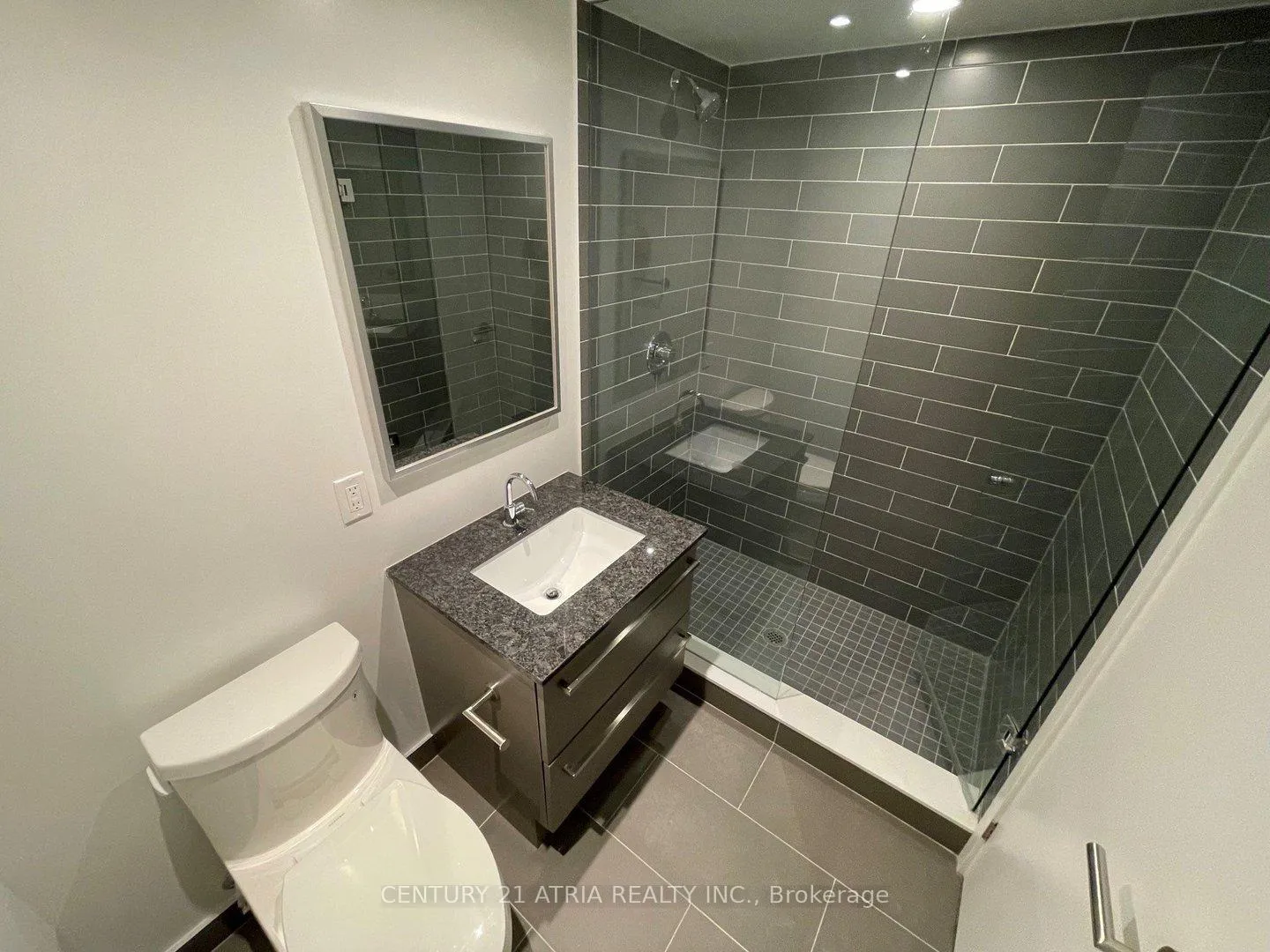Photo 8 of Unit 1102, 120 Varna Drive W, Toronto, Englemount-Lawrence — HOMEH