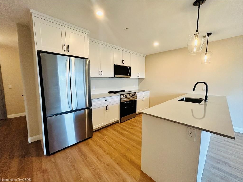 Front of Unit 212, 101 Eastridge Road Road