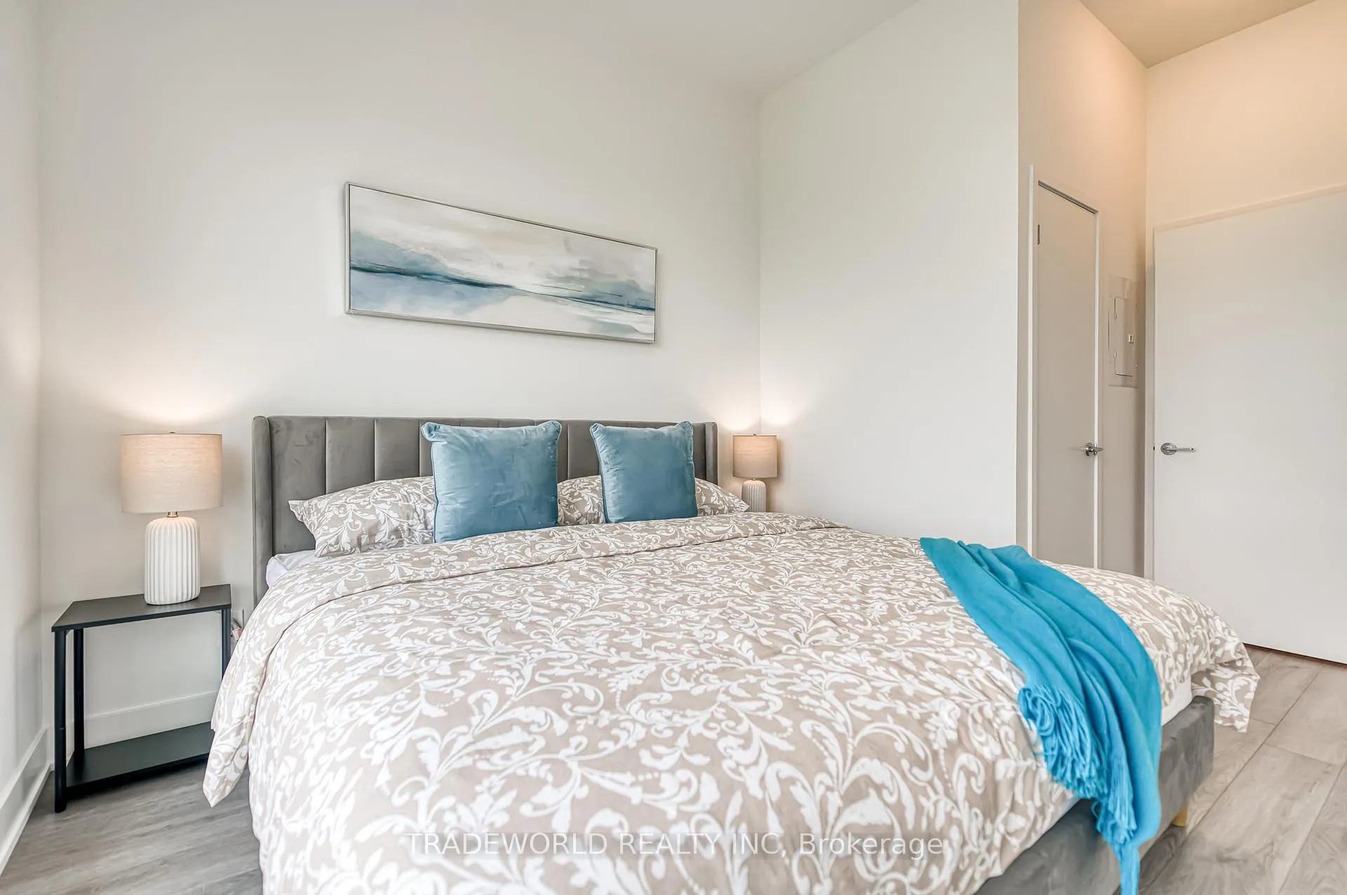 Photo 7 of Unit 609, 56 Andre De Grasse Street, Markham, Unionville — HOMEH