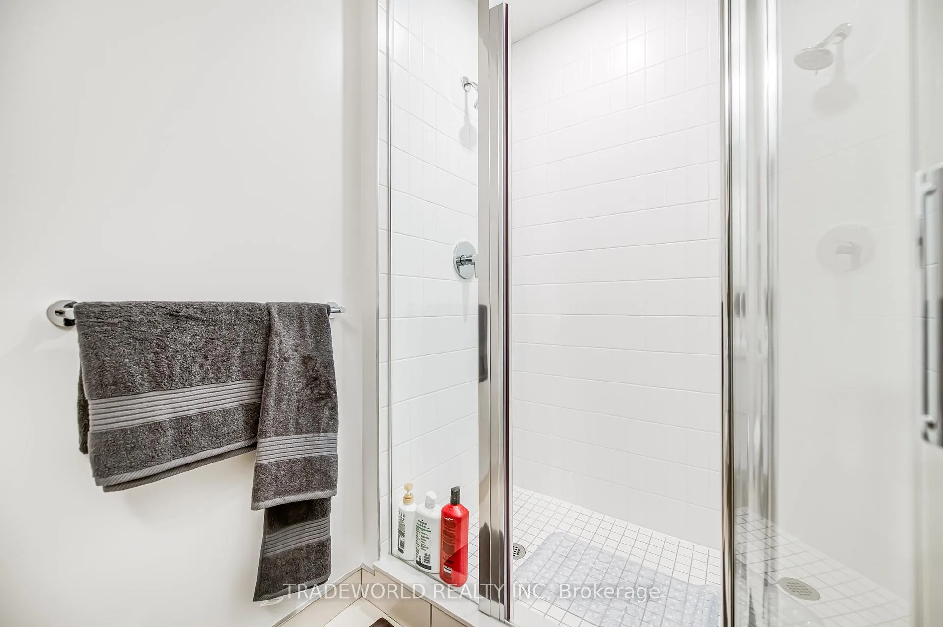 Photo 12 of Unit 609, 56 Andre De Grasse Street, Markham, Unionville — HOMEH