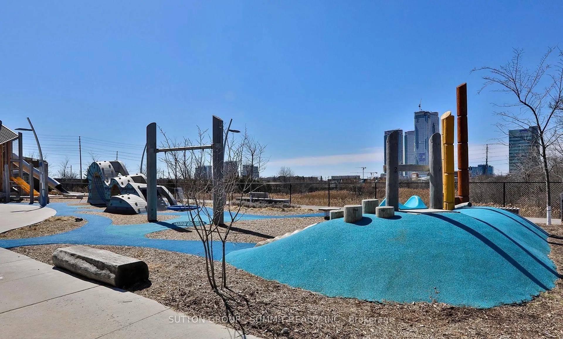 Photo 5 of Unit 1913, 2920 Hwy 7, Vaughan, Vaughan Corporate Centre — HOMEH