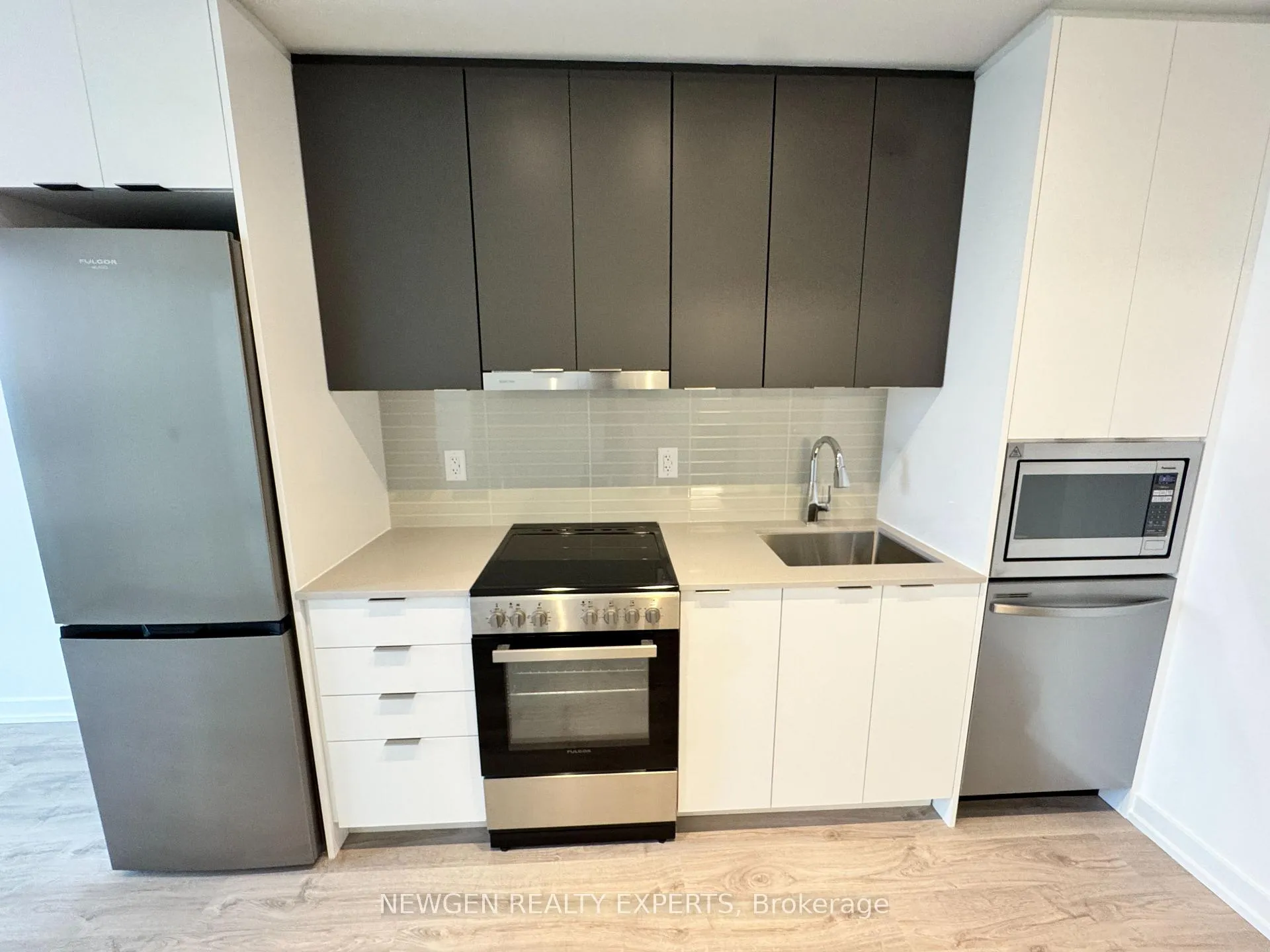 Photo 6 of Unit A-201, 9763 Markham Road, Markham, Greensborough — HOMEH