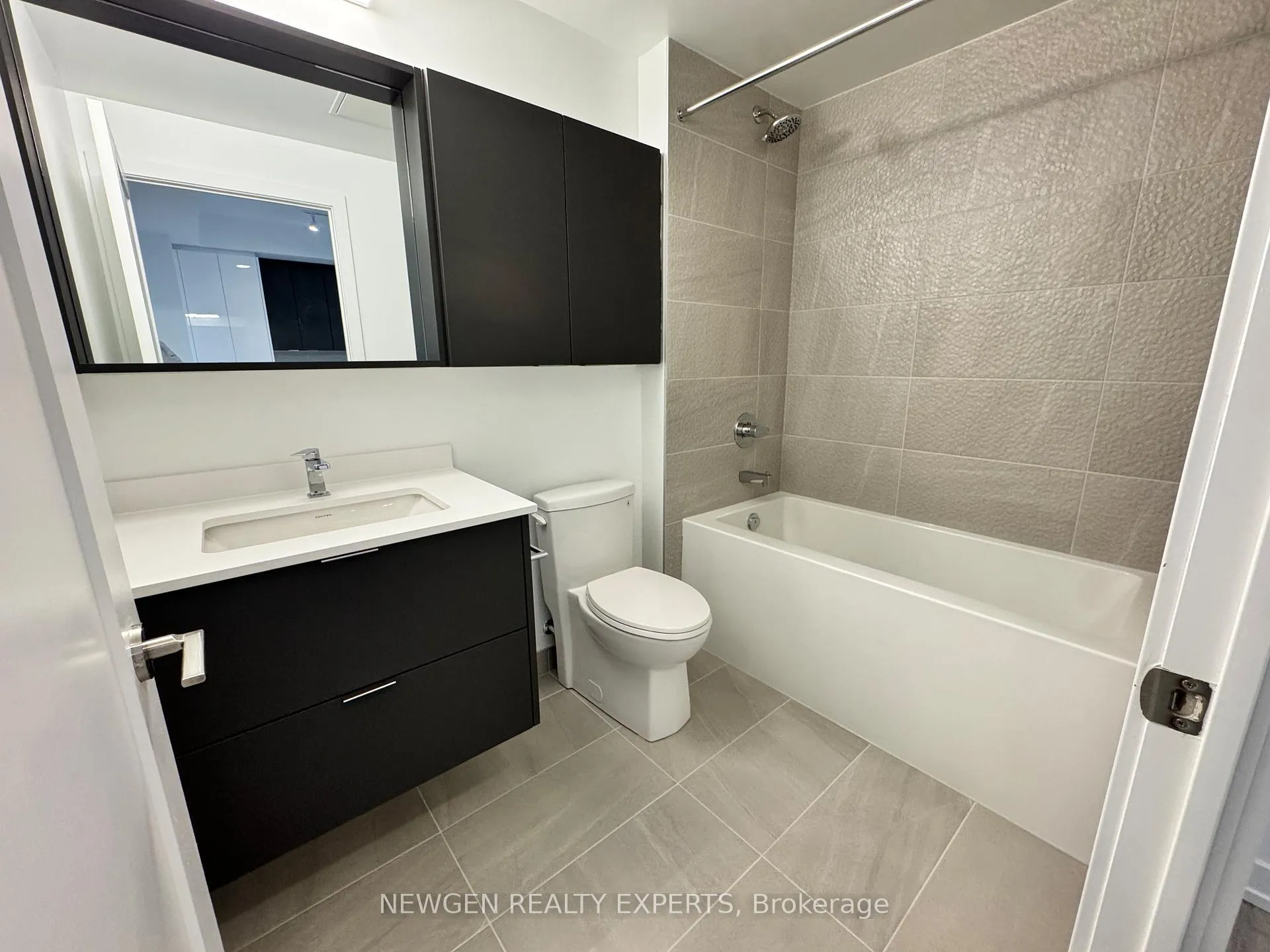 Photo 15 of Unit A-201, 9763 Markham Road, Markham, Greensborough — HOMEH