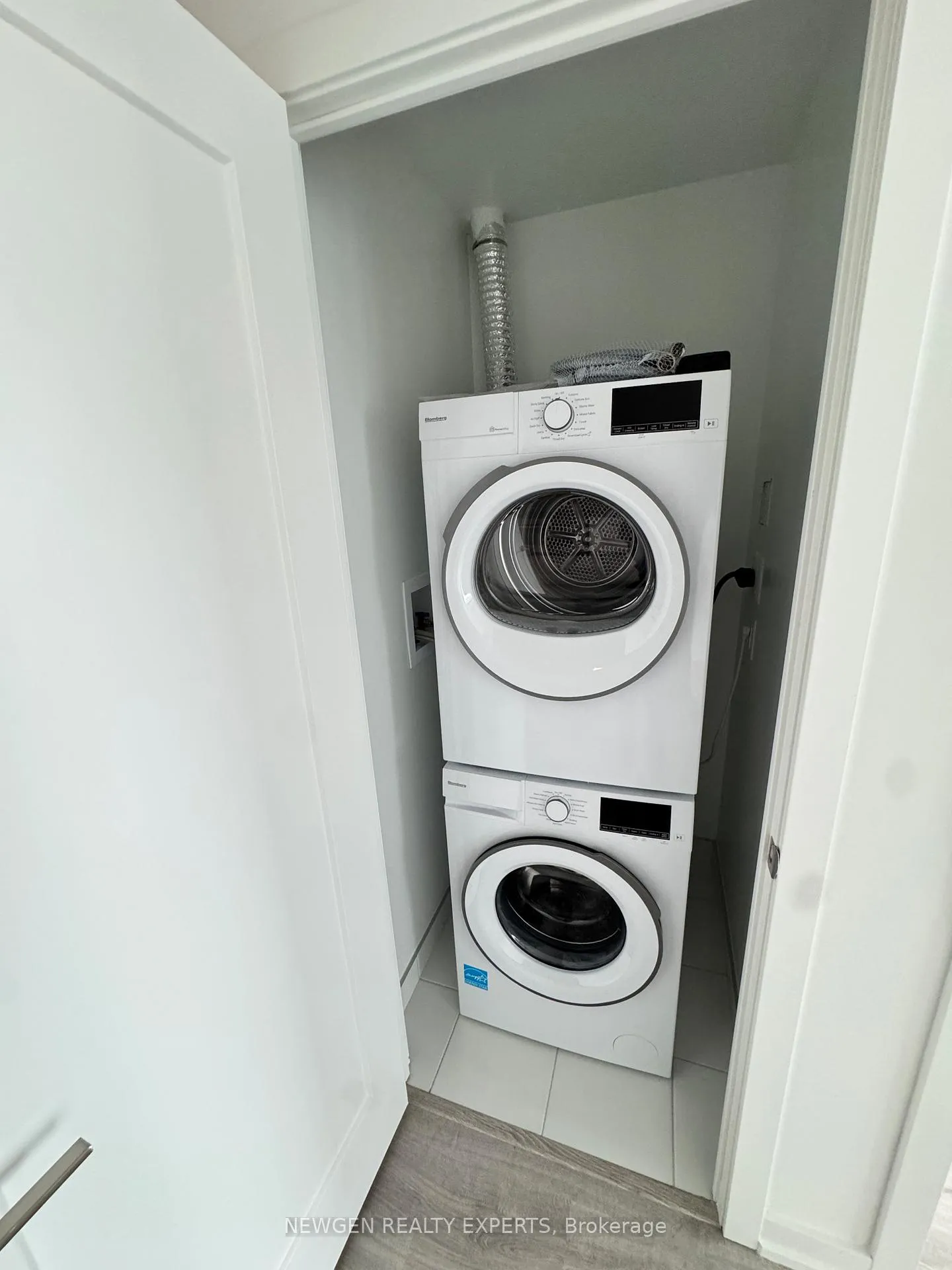 Photo 17 of Unit A-201, 9763 Markham Road, Markham, Greensborough — HOMEH