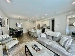 Photo 7 of Unit a, 681 EDISON Ave, Ottawa, Laurentianview — HOMEH