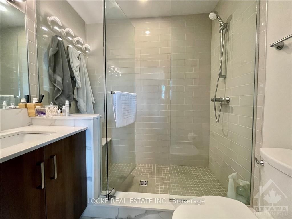 Photo 9 of Unit a, 681 EDISON Ave, Ottawa, Laurentianview — HOMEH