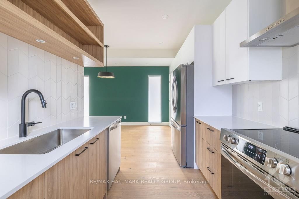 Photo 10 of Unit d, 845 WOODROFFE Ave, Ottawa, McKellar Heights/Glabar Park — HOMEH