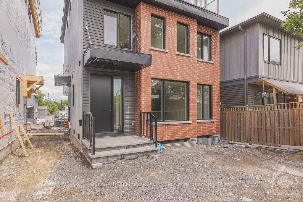 Photo 2 of Unit a, 138 CARILLON St, Ottawa, Vanier — HOMEH