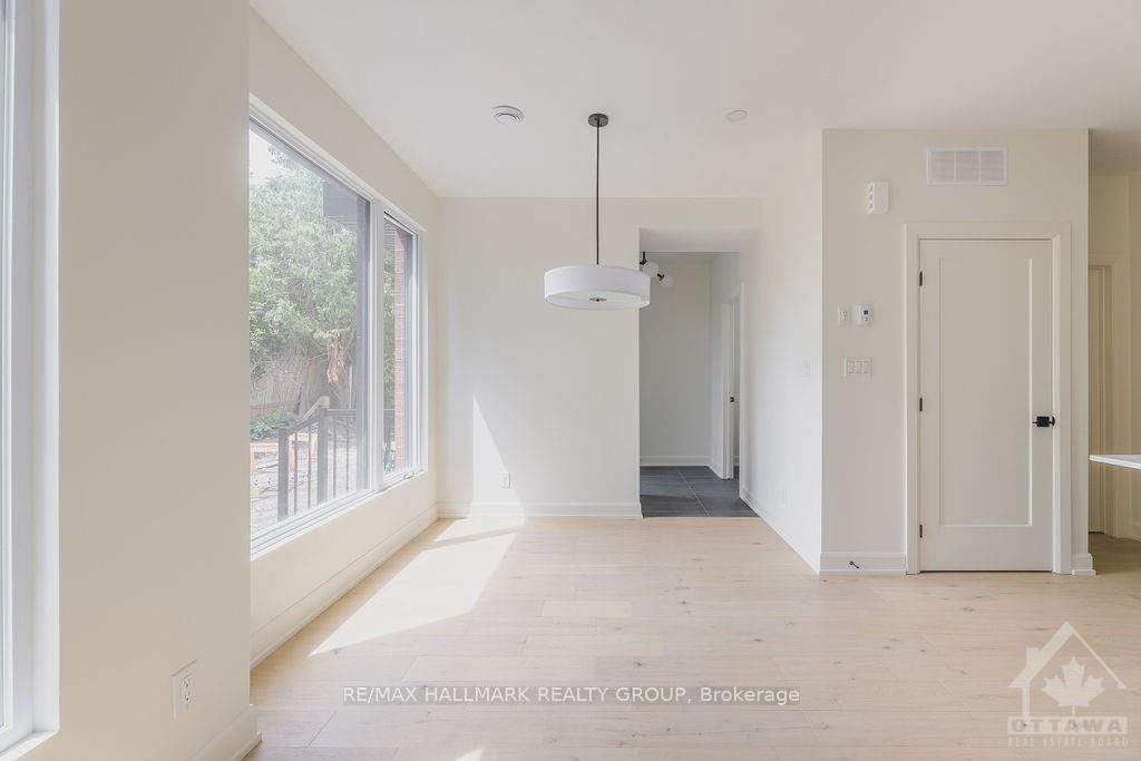 Photo 4 of Unit a, 138 CARILLON St, Ottawa, Vanier — HOMEH