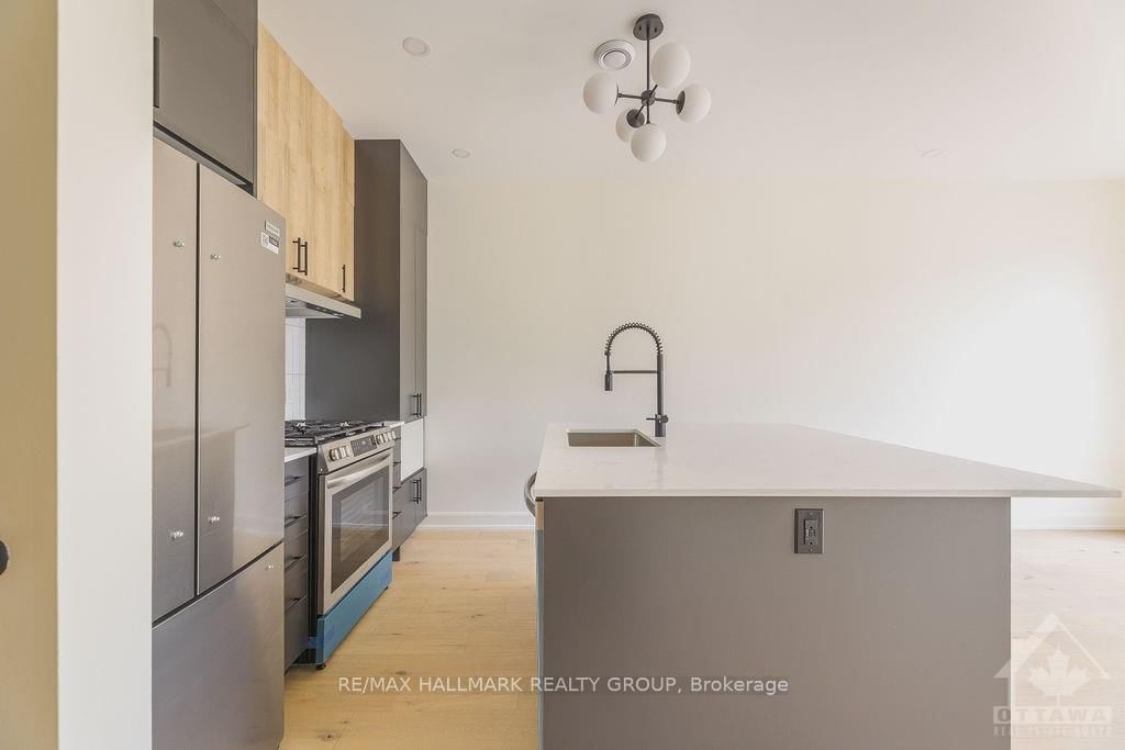 Photo 9 of Unit a, 138 CARILLON St, Ottawa, Vanier — HOMEH