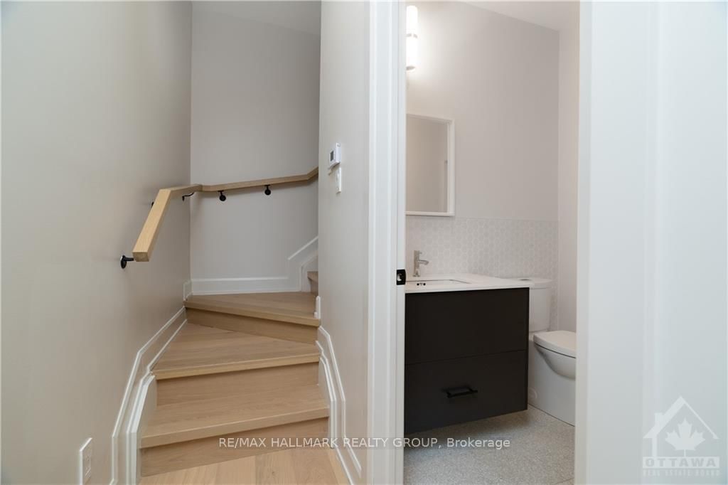 Photo 5 of Unit a, 132 FORWARD Ave, Ottawa, Mechanicsville — HOMEH