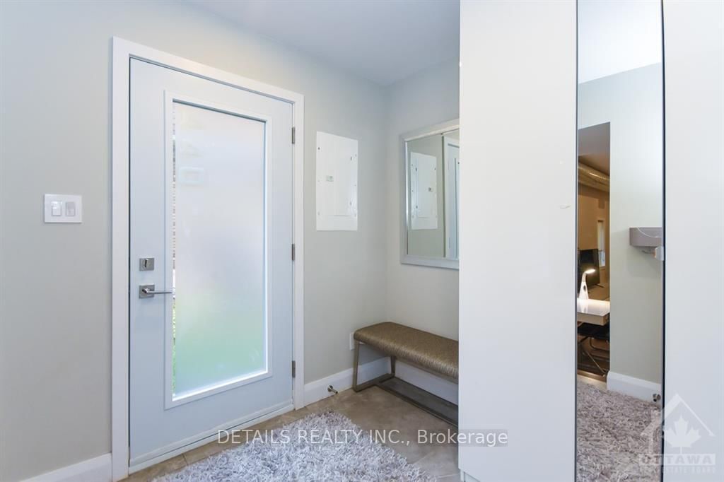 Photo 4 of Unit d, 44 BYRON Ave, Ottawa, Ottawa West — HOMEH