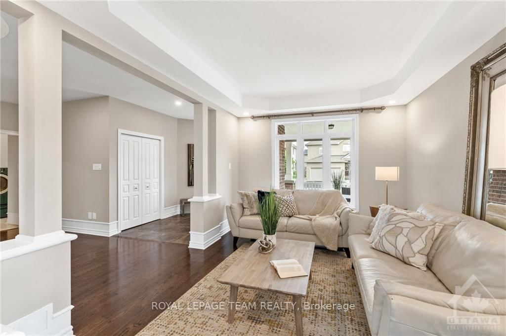 Photo 6 of 356 BALLINVILLE Circ, Ottawa, Riverside South/Gloucester Glen — HOMEH