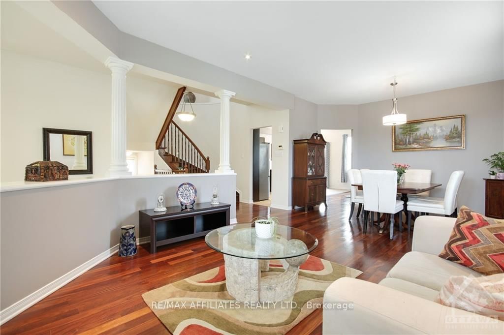 Photo 6 of 219 WHISPERING WINDS Way, Ottawa, Mer Bleue/Bradley Estates/Anderson Park — HOMEH