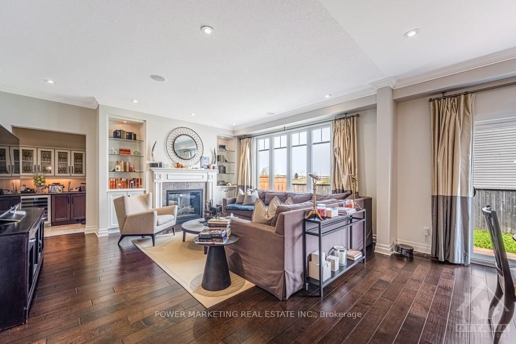 Photo 8 of 116 WESTPHALIAN Ave, Ottawa, Kanata - Emerald Meadows/Trailwest — HOMEH