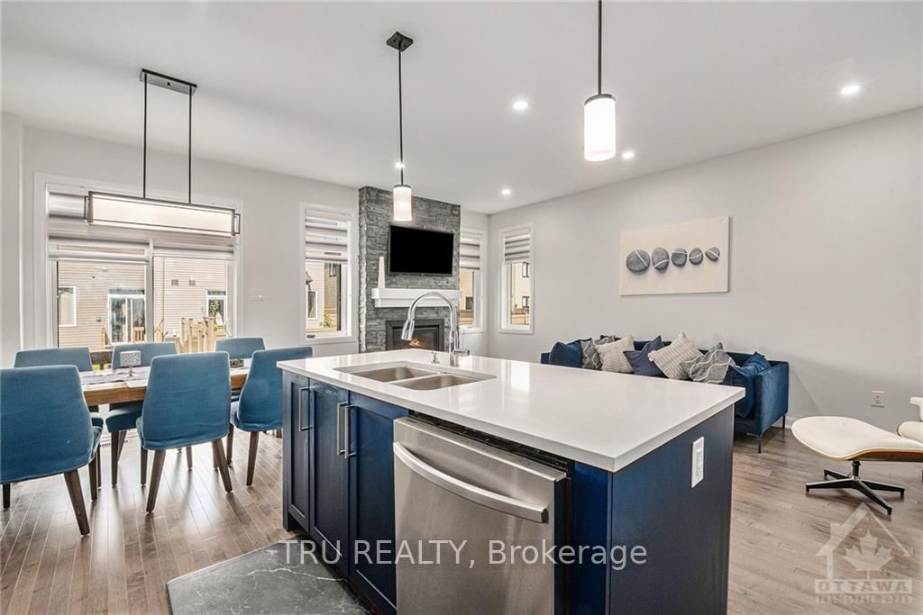 Photo 8 of 210 MAYNOOTH Crt, Ottawa, Barrhaven - Half Moon Bay — HOMEH