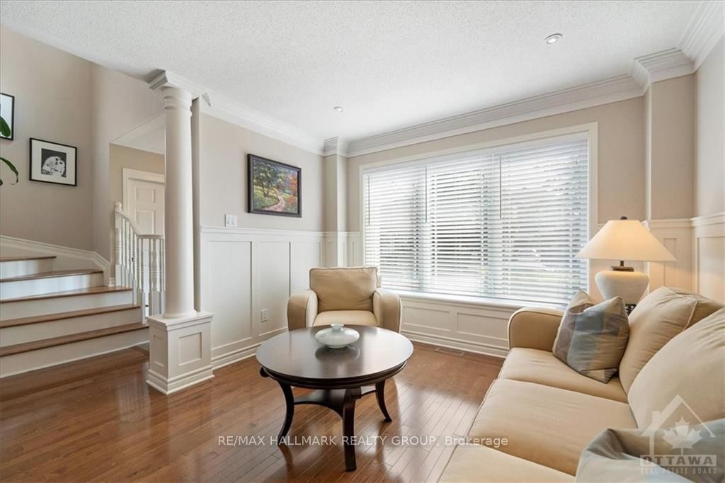 Photo 4 of 2251 CLERMONT Cres, Ottawa, Avalon East — HOMEH