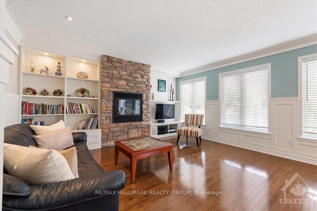 Photo 7 of 2251 CLERMONT Cres, Ottawa, Avalon East — HOMEH