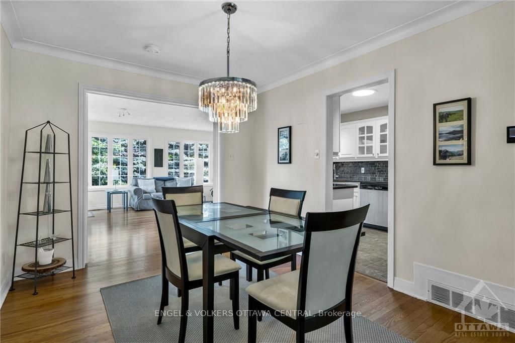 Photo 5 of 347 FROST Ave, Ottawa, Alta Vista/Faircrest Heights — HOMEH