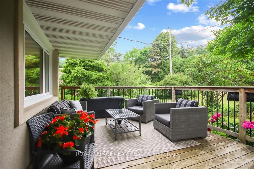 Photo 4 of 5464 WEST RIVER Dr, Ottawa, Manotick Long Island & Nicholls Island — HOMEH