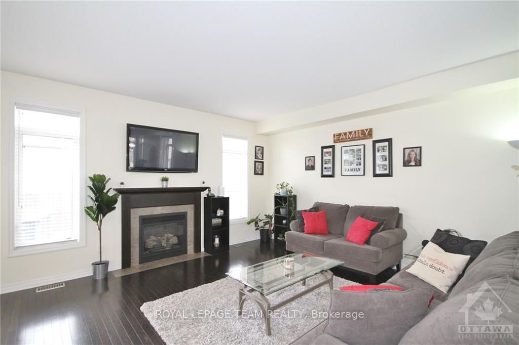 Photo 7 of 419 FERNSIDE St, Ottawa, Leitrim — HOMEH