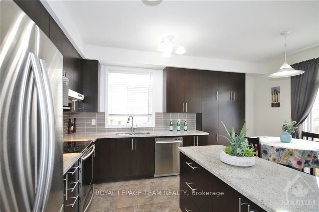 Photo 10 of 419 FERNSIDE St, Ottawa, Leitrim — HOMEH